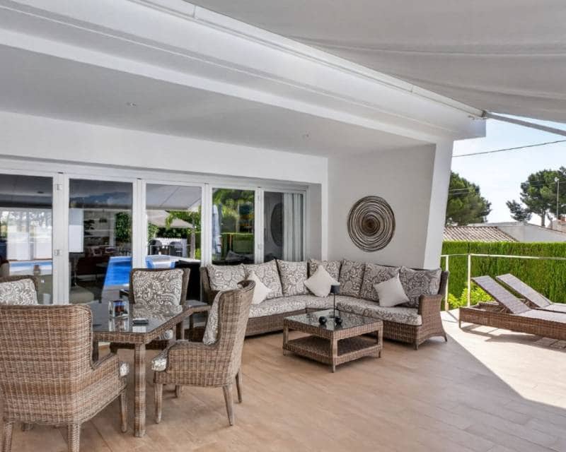 Chalet de 4 habitaciones en Pinar de Campoverde en venta con piscina - 1.475.000 € (Ref: 10009893)