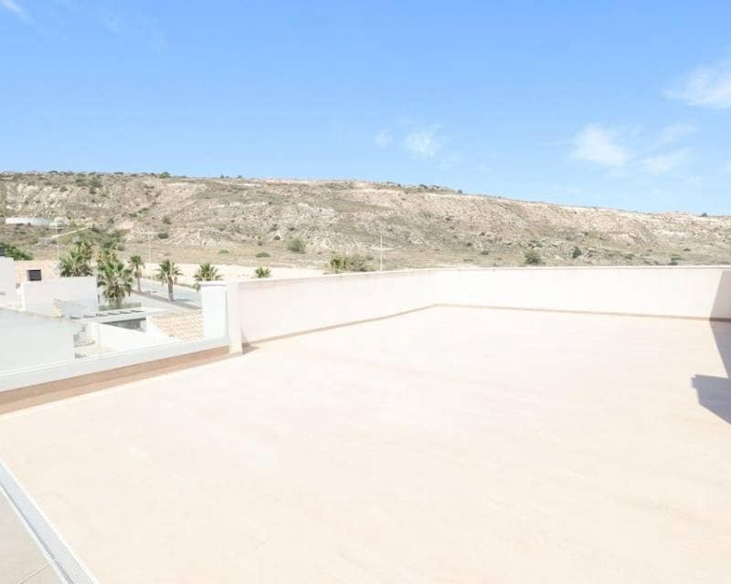 Ático de 3 habitaciones en Algorfa en venta con piscina - 325.000 € (Ref: 10012301)