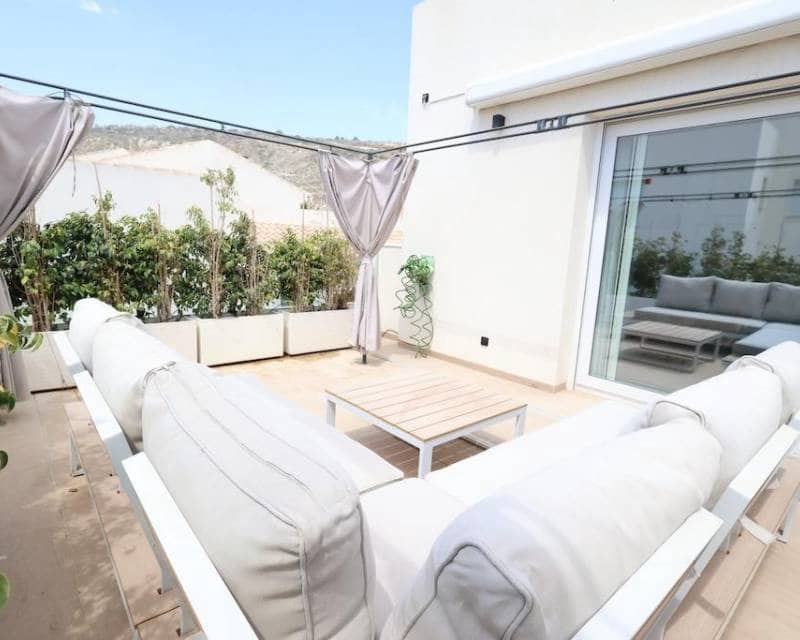 Ático de 3 habitaciones en Algorfa en venta con piscina - 325.000 € (Ref: 10012301)