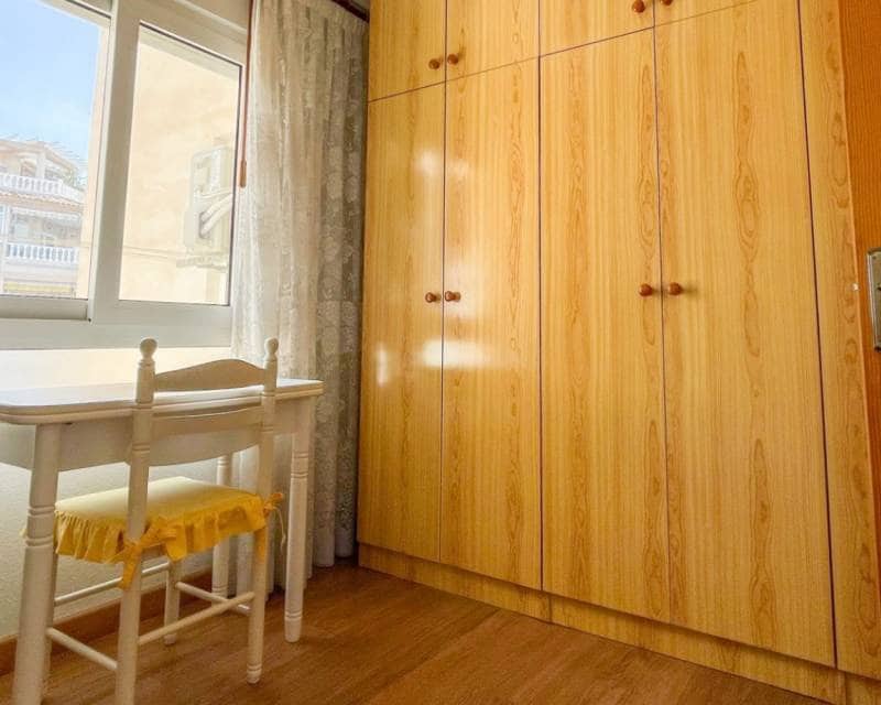 3 soveværelse Lejlighed til salg i Torrevieja med garage - € 259.900 (Ref: 10012496)