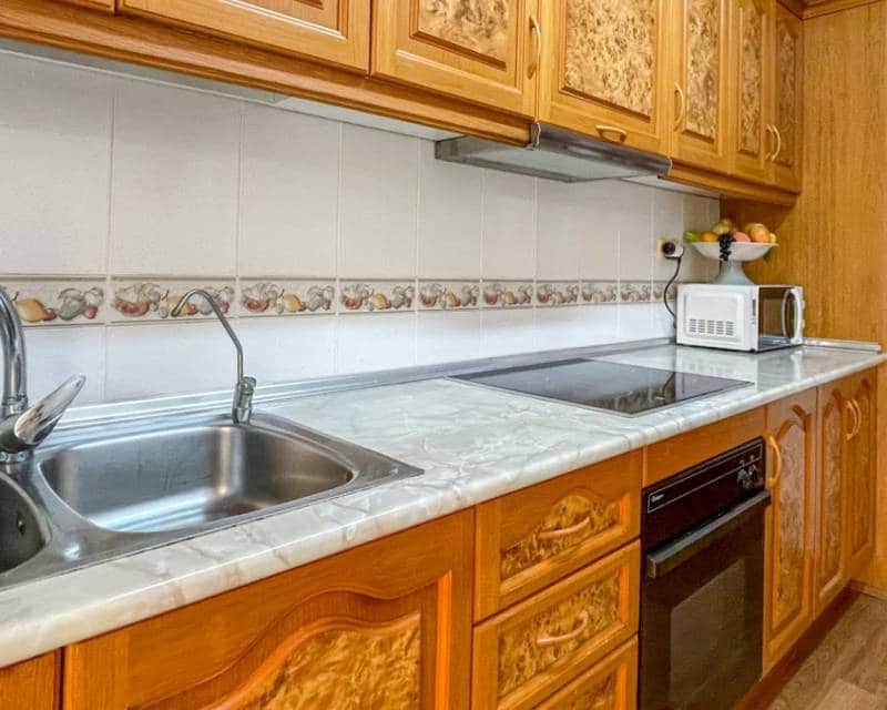 3 soveværelse Lejlighed til salg i Torrevieja med garage - € 259.900 (Ref: 10012496)