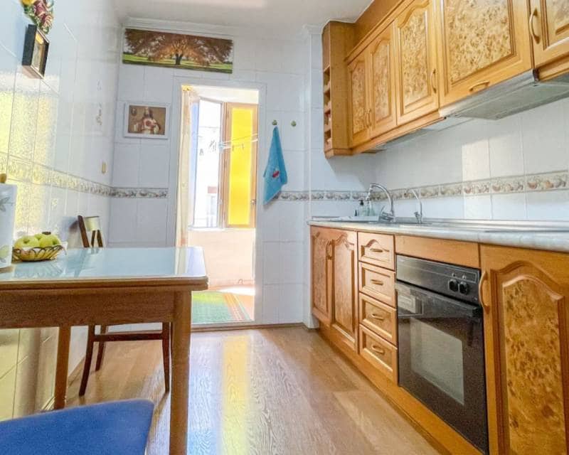 3 soveværelse Lejlighed til salg i Torrevieja med garage - € 259.900 (Ref: 10012496)