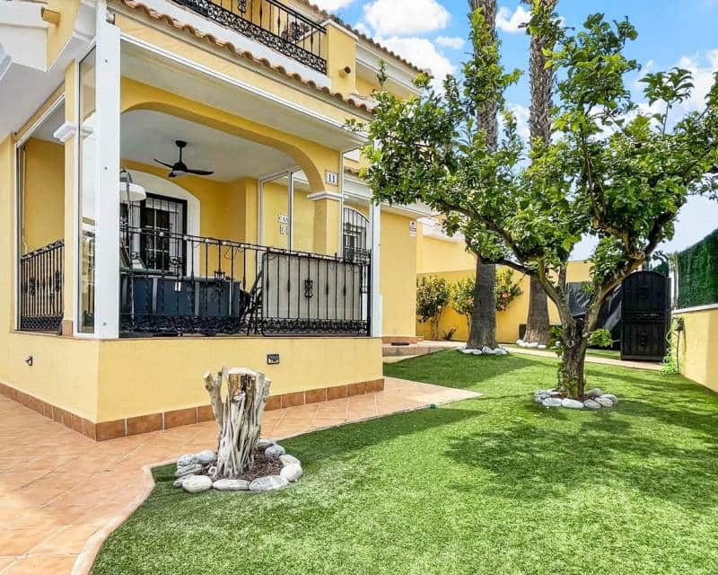 3 bedroom Villa for sale in Los Dolses with pool - € 435,900 (Ref: 10012497)