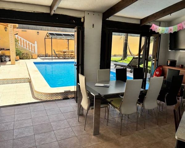 4 sypialnia Willa na sprzedaż w Los Balcones - 490 000 € (Ref: 10012498)
