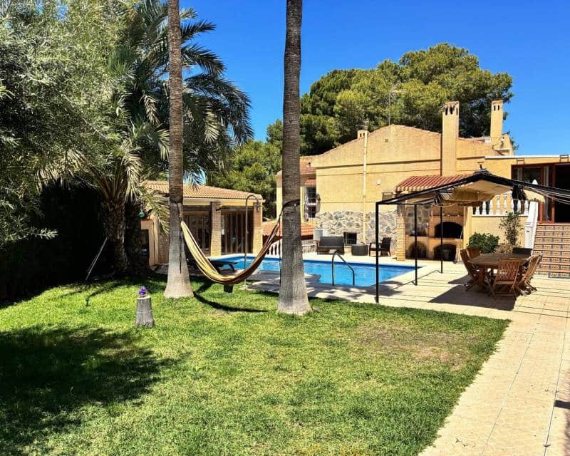 4 sypialnia Willa na sprzedaż w Los Balcones - 490 000 € (Ref: 10012498)
