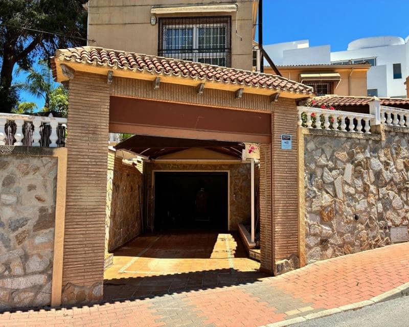 4 sypialnia Willa na sprzedaż w Los Balcones - 490 000 € (Ref: 10012498)