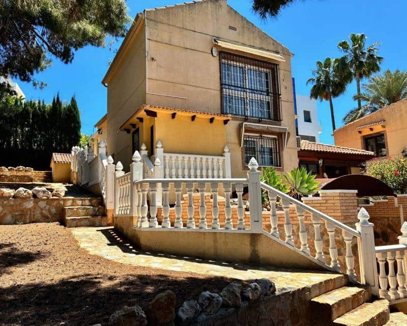 4 sypialnia Willa na sprzedaż w Los Balcones - 490 000 € (Ref: 10012498)