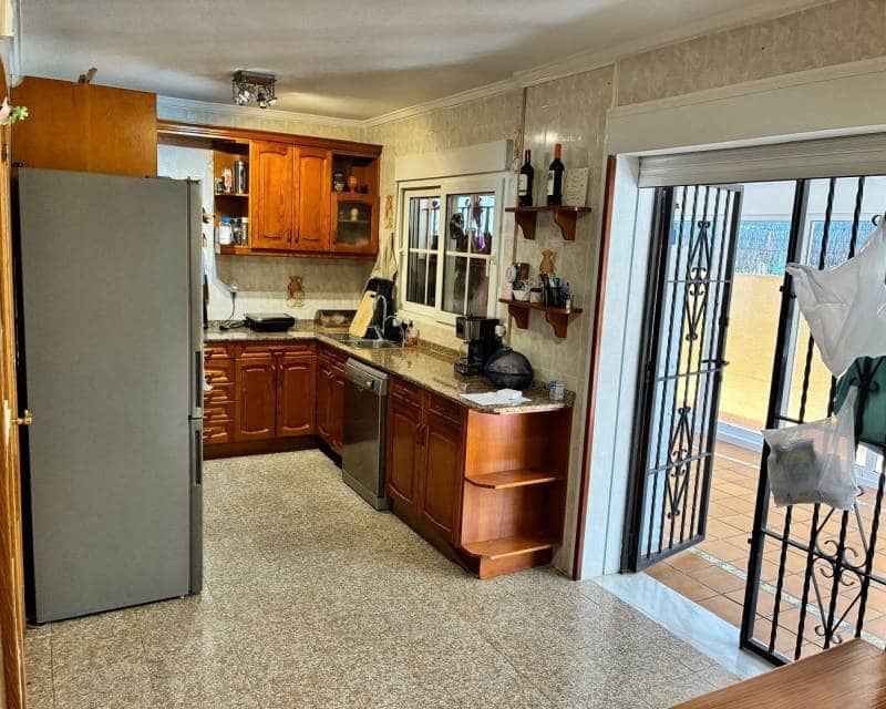 4 sypialnia Willa na sprzedaż w Los Balcones - 490 000 € (Ref: 10012498)