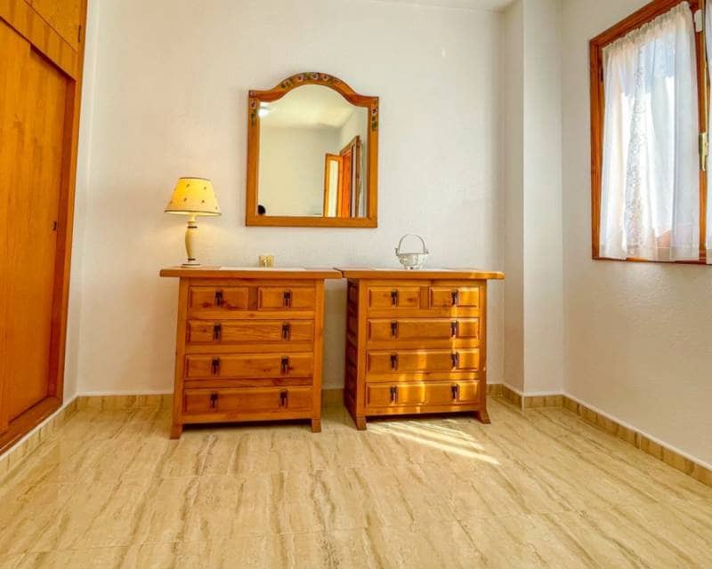 2 soveværelse Rækkehus til salg i Playa Flamenca - € 249.000 (Ref: 10012499)