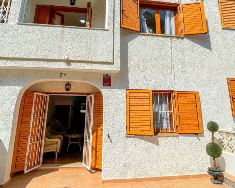 2 soveværelse Rækkehus til salg i Playa Flamenca - € 249.000 (Ref: 10012499)