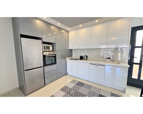 Apartamento de 2 habitaciones en Torre de la Horadada, Pilar de la Horadada en venta con piscina - 259.500 € (Ref: 10012501)