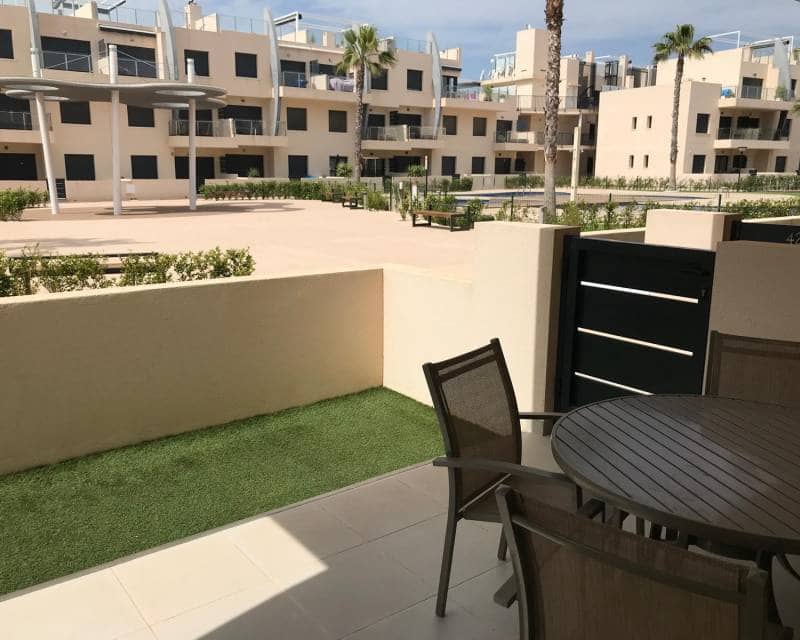 Apartamento de 2 habitaciones en Torre de la Horadada en venta con piscina - 259.500 € (Ref: 10012501)
