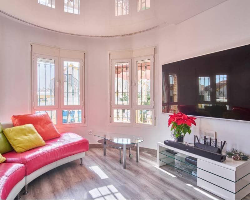 3 makuuhuone Huvila myytävänä paikassa Los Montesinos mukana uima-altaan - 260 000 € (Ref: 10012581)