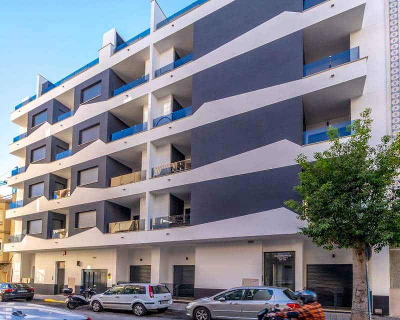 2 chambre Appartement à vendre à Torrevieja avec piscine - 249 900 € (Ref: 10012582)
