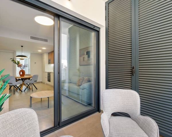 2 soveværelse Lejlighed til salg i Las Piscinas Naturales, Torrevieja med swimmingpool - € 249.900 (Ref: 10012582)
