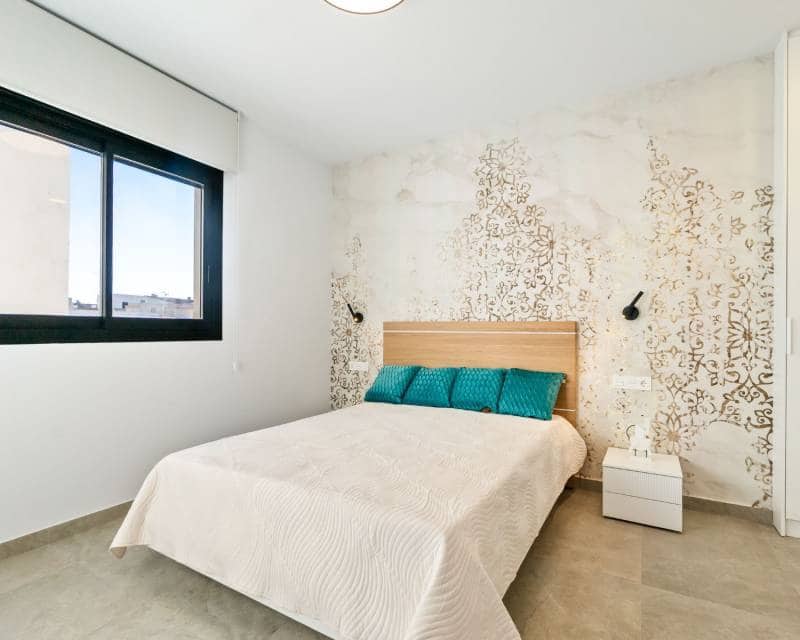 2 chambre Appartement à vendre à Torrevieja avec piscine - 249 900 € (Ref: 10012582)