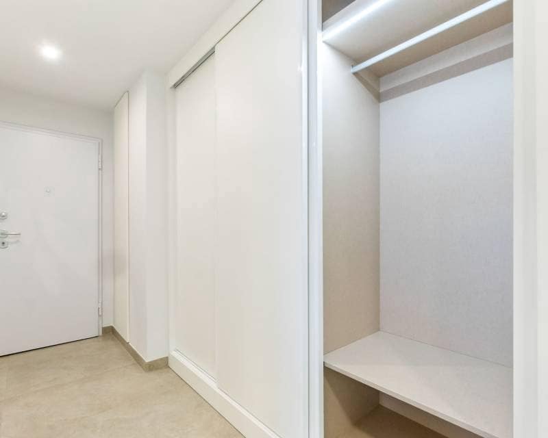2 chambre Appartement à vendre à Torrevieja avec piscine - 249 900 € (Ref: 10012582)