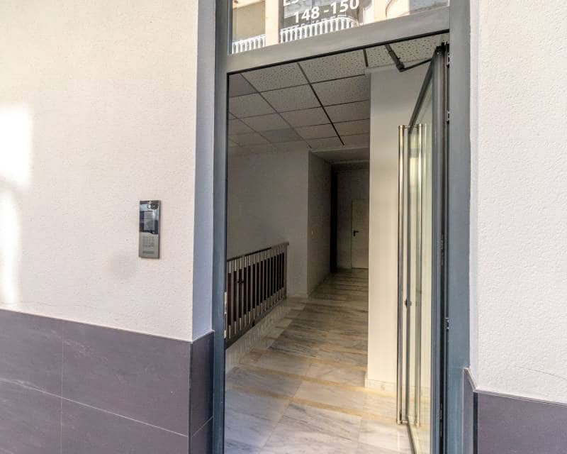 2 chambre Appartement à vendre à Torrevieja avec piscine - 249 900 € (Ref: 10012582)
