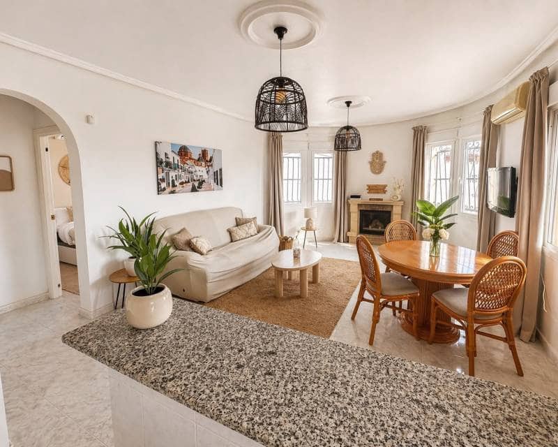 3 bedroom Villa for sale in Ciudad Quesada with pool - € 305,000 (Ref: 10012648)