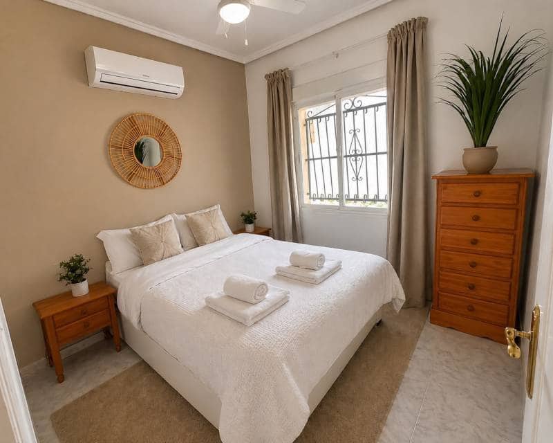 3 bedroom Villa for sale in Ciudad Quesada with pool - € 305,000 (Ref: 10012648)