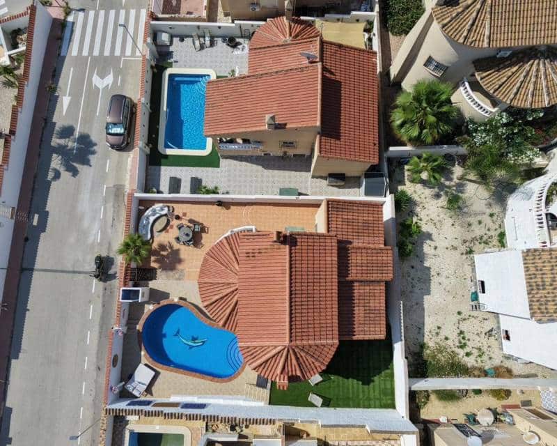 3 bedroom Villa for sale in Ciudad Quesada with pool - € 305,000 (Ref: 10012648)