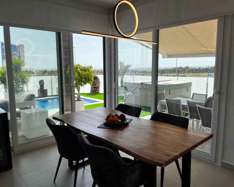 3 soverom Villa til salgs i Orihuela med svømmebasseng - € 489 999 (Ref: 10014150)