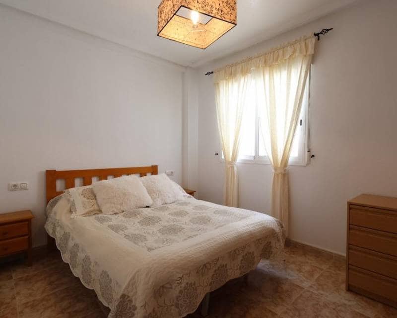 2 soveværelse Rækkehus til salg i Orihuela Costa med swimmingpool - € 214.000 (Ref: 10014151)