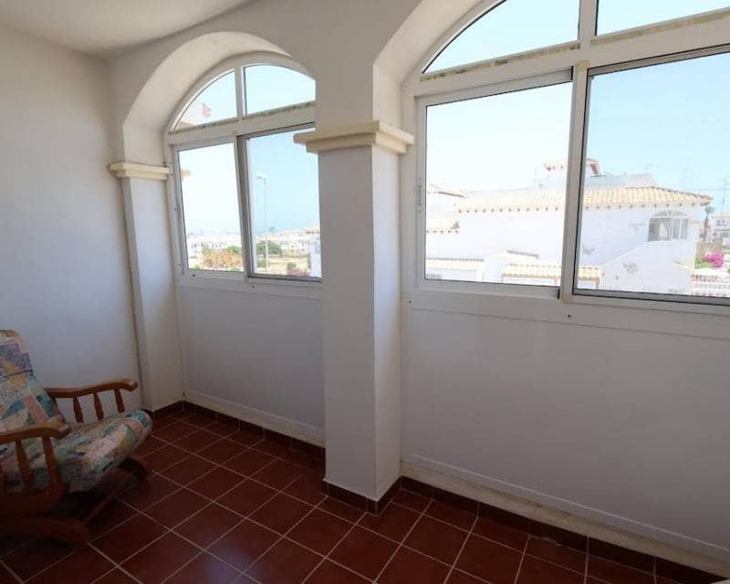 2 soveværelse Rækkehus til salg i Orihuela Costa med swimmingpool - € 214.000 (Ref: 10014151)