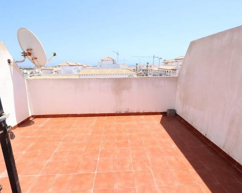 2 soveværelse Rækkehus til salg i Orihuela Costa med swimmingpool - € 214.000 (Ref: 10014151)