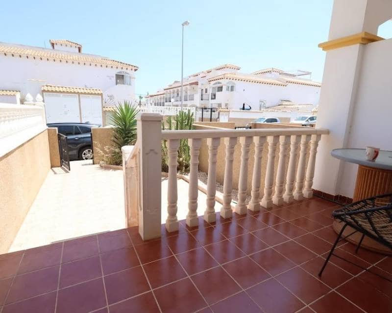 2 soveværelse Rækkehus til salg i Orihuela Costa med swimmingpool - € 214.000 (Ref: 10014151)