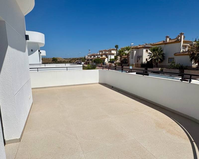 4 bedroom Villa for sale in Ciudad Quesada with pool - € 625,000 (Ref: 10014152)