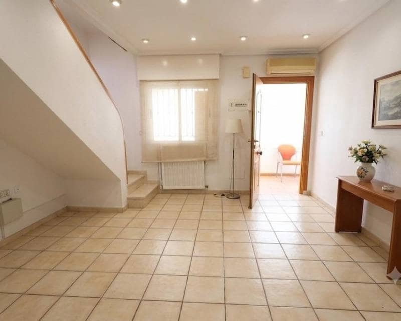 3 makuuhuone Rivitalo myytävänä paikassa Los Balcones mukana uima-altaan - 234 000 € (Ref: 10014153)