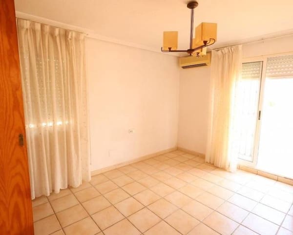 3 makuuhuone Rivitalo myytävänä paikassa Los Balcones mukana uima-altaan - 234 000 € (Ref: 10014153)