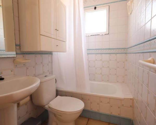 3 makuuhuone Rivitalo myytävänä paikassa Los Balcones mukana uima-altaan - 234 000 € (Ref: 10014153)