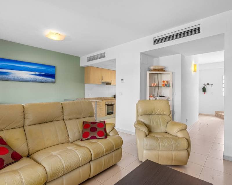 3 soveværelse Byhus til salg i Ciudad Quesada med swimmingpool garage - € 249.950 (Ref: 10014287)