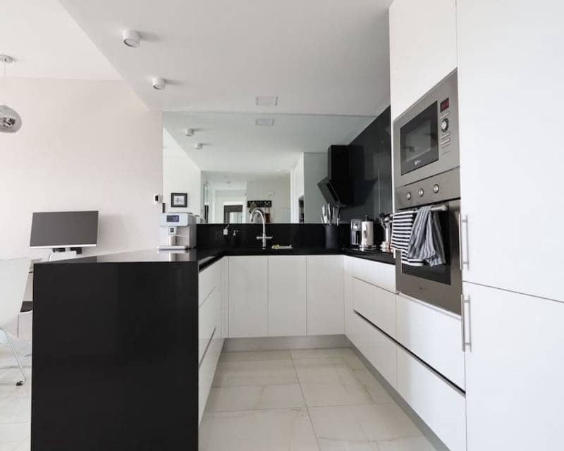 Apartamento de 2 habitaciones en Orihuela Costa en venta con piscina garaje - 269.000 € (Ref: 10014290)
