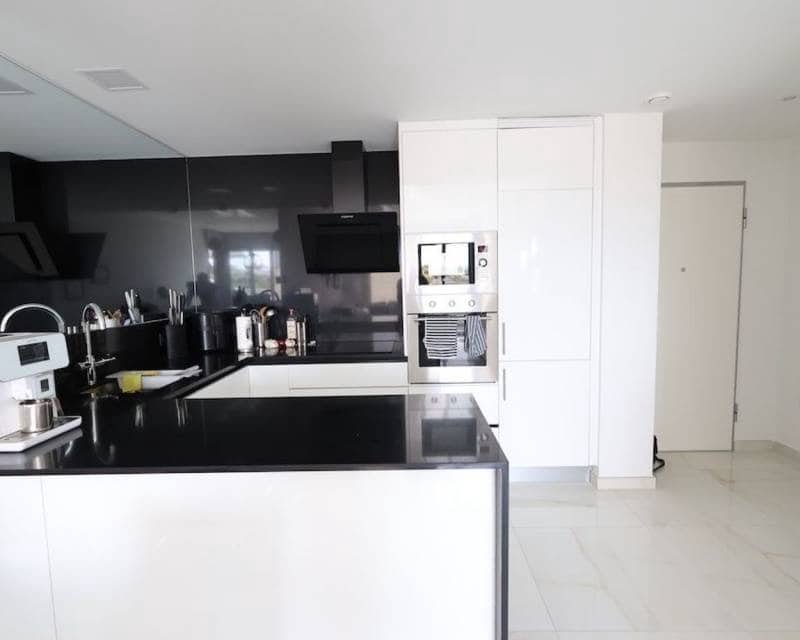 Apartamento de 2 habitaciones en Orihuela Costa en venta con piscina garaje - 269.000 € (Ref: 10014290)