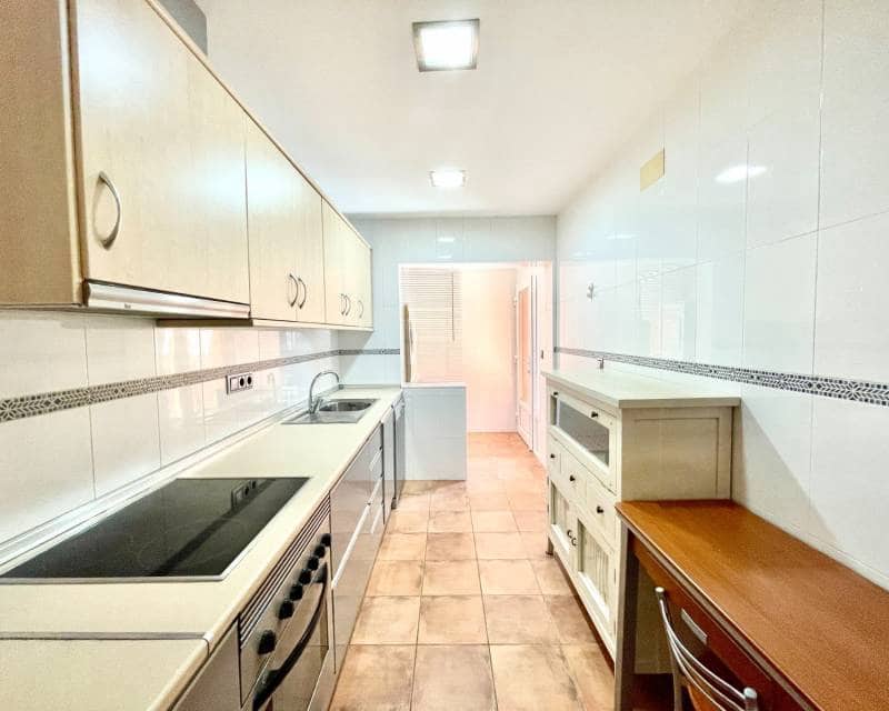4 soveværelse Byhus til salg i Torre de la Horadada med garage - € 460.000 (Ref: 10014293)