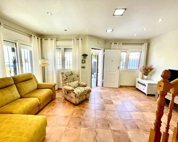 4 soveværelse Rækkehus til salg i Torre de la Horadada, Pilar de la Horadada med garage - € 460.000 (Ref: 10014293)