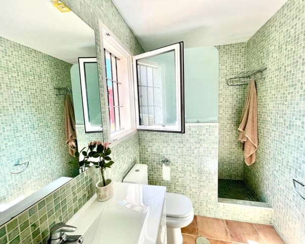 4 soveværelse Rækkehus til salg i Torre de la Horadada, Pilar de la Horadada med garage - € 460.000 (Ref: 10014293)