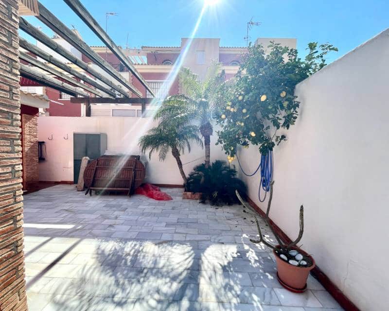 4 soveværelse Byhus til salg i Torre de la Horadada med garage - € 460.000 (Ref: 10014293)