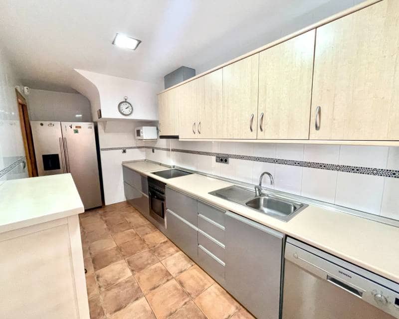 4 soveværelse Byhus til salg i Torre de la Horadada med garage - € 460.000 (Ref: 10014293)