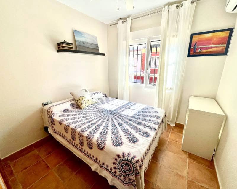 4 soveværelse Byhus til salg i Torre de la Horadada med garage - € 460.000 (Ref: 10014293)