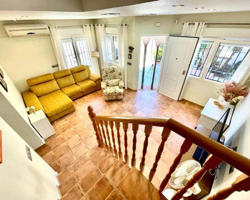 4 soveværelse Byhus til salg i Torre de la Horadada med garage - € 460.000 (Ref: 10014293)