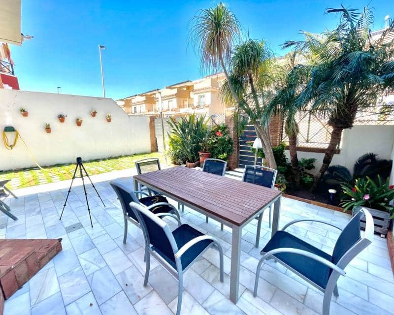 4 soveværelse Byhus til salg i Torre de la Horadada med garage - € 460.000 (Ref: 10014293)