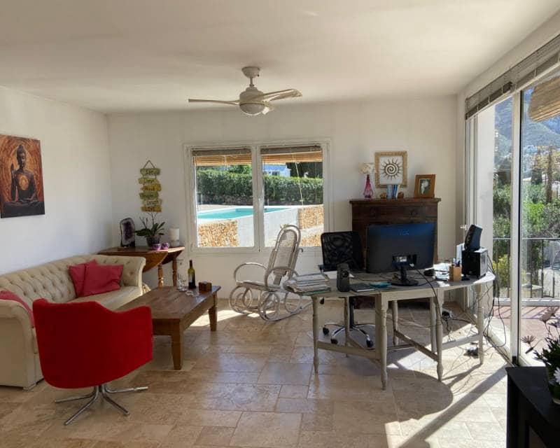 4 slaapkamer Villa te koop in Denia met zwembad - € 1.400.000 (Ref: 10014294)