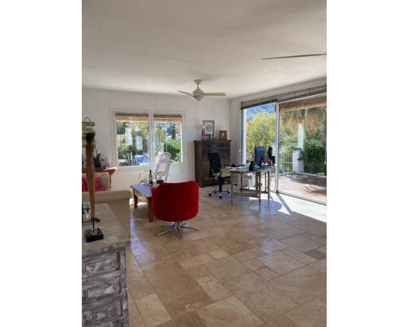 4 slaapkamer Villa te koop in Denia met zwembad - € 1.400.000 (Ref: 10014294)