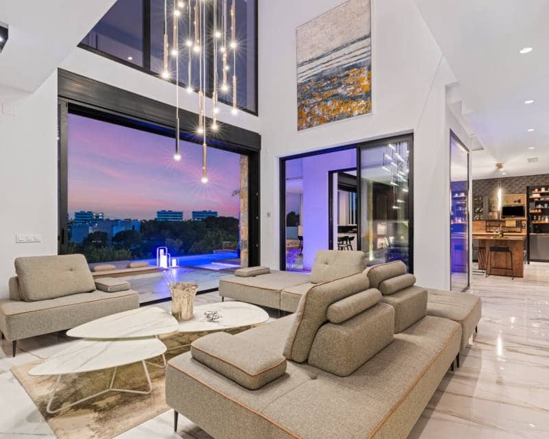 4 bedroom Villa for sale in Las Colinas Golf with pool garage - € 2,888,000 (Ref: 10014296)