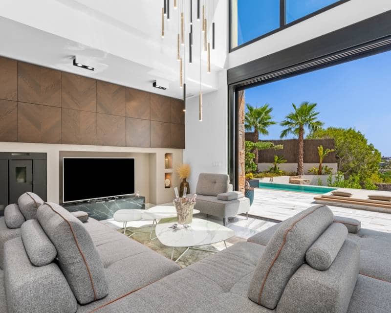 4 bedroom Villa for sale in Las Colinas Golf with pool garage - € 2,888,000 (Ref: 10014296)