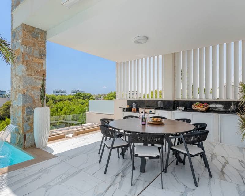 4 bedroom Villa for sale in Las Colinas Golf with pool garage - € 2,888,000 (Ref: 10014296)
